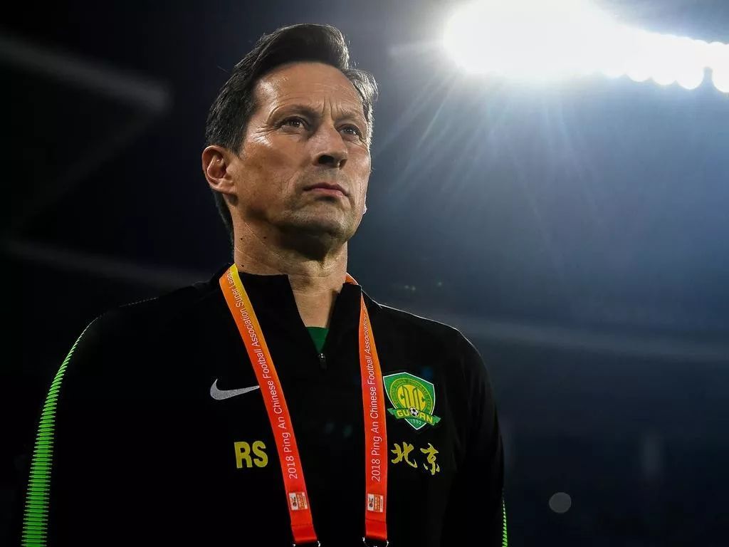 关于德国主教练策努普，士气高昂全力备战的信息