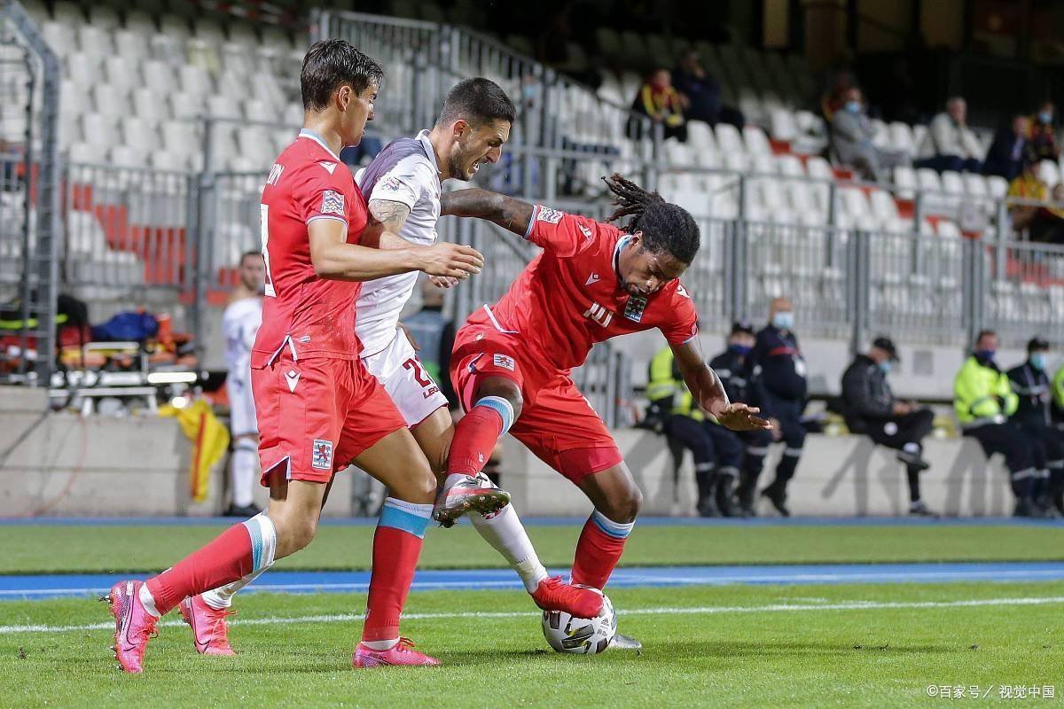 英格兰国家队在与匈牙利国家队的对决中占优的简单介绍