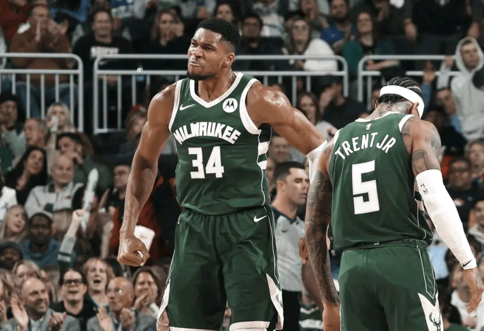 雄鹿vs公牛：字母哥率队狂胜，雄鹿保持不败