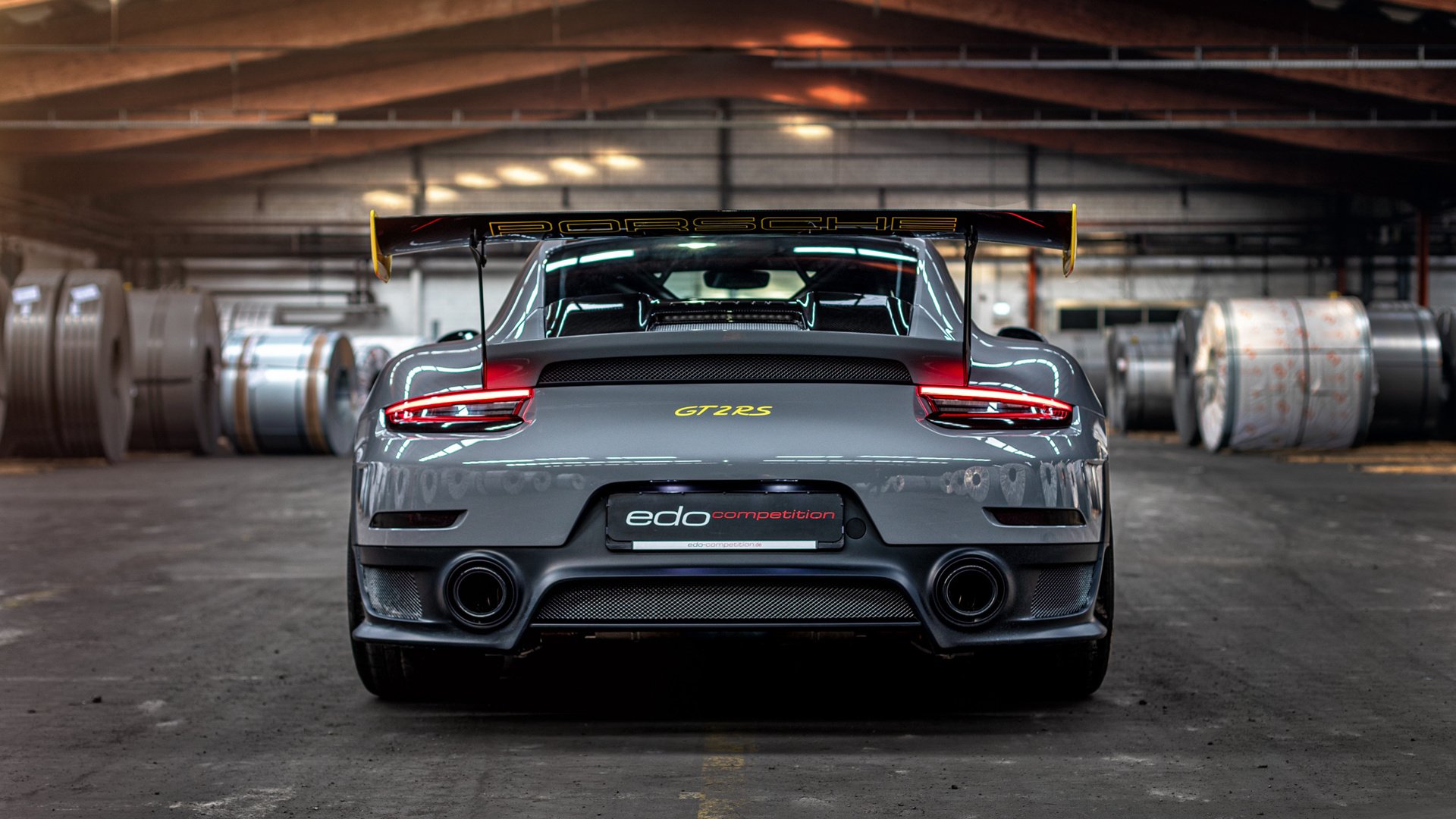 AYXapp下载-F1街道赛之夜，当西亚卡姆成为对手无解的方程式