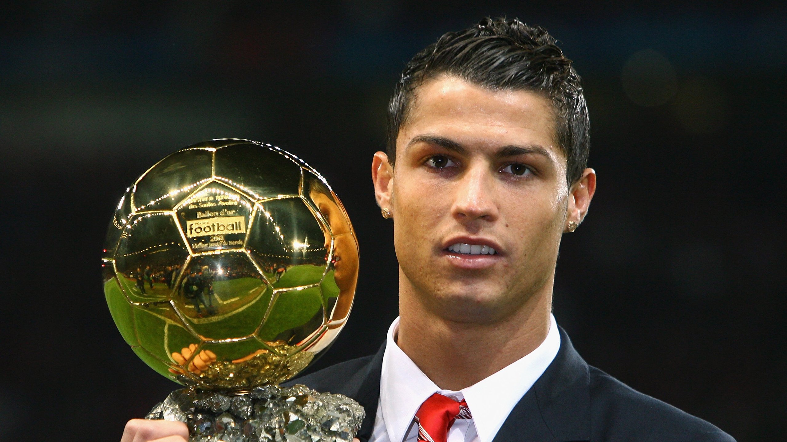 欧冠半决赛之夜,加克波在重压之下完成蜕变,一球定乾坤