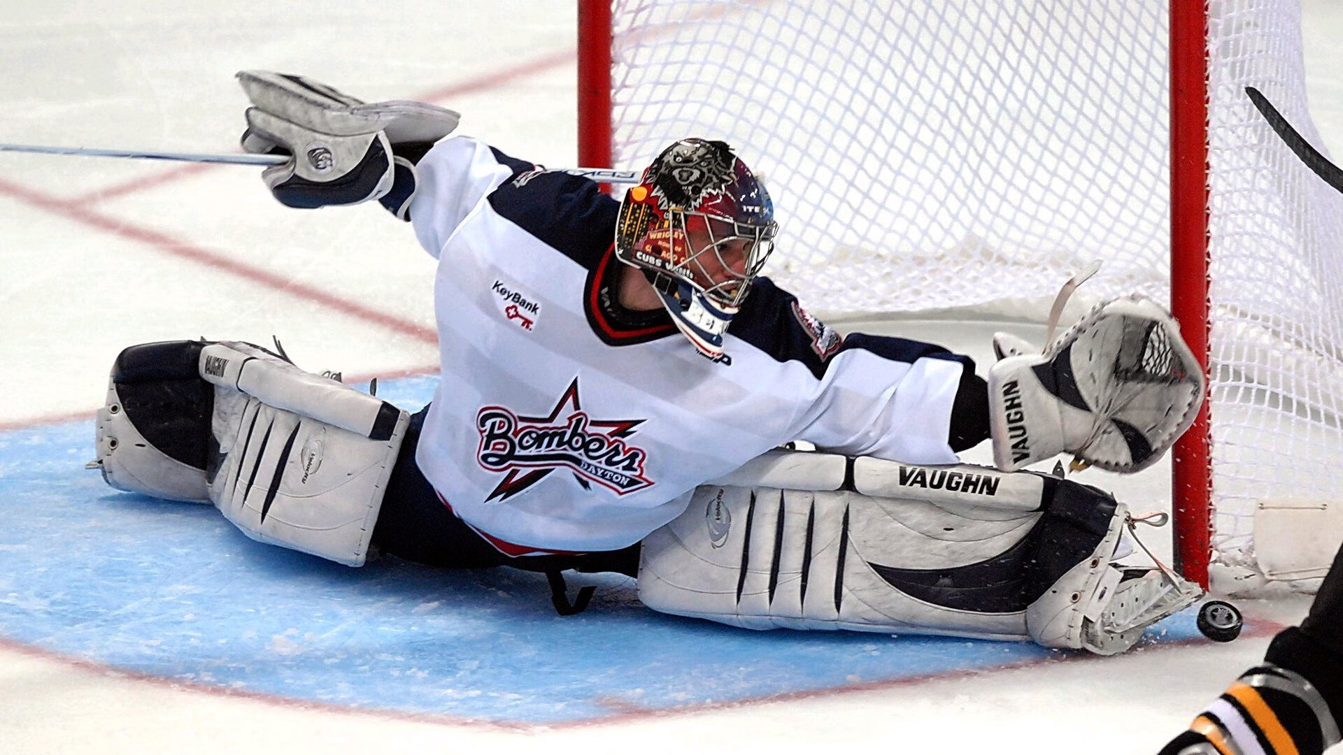 北欧风暴险胜东瀛武士，黄鸭组合引爆羽球激情—丹麦队绝境逢生记