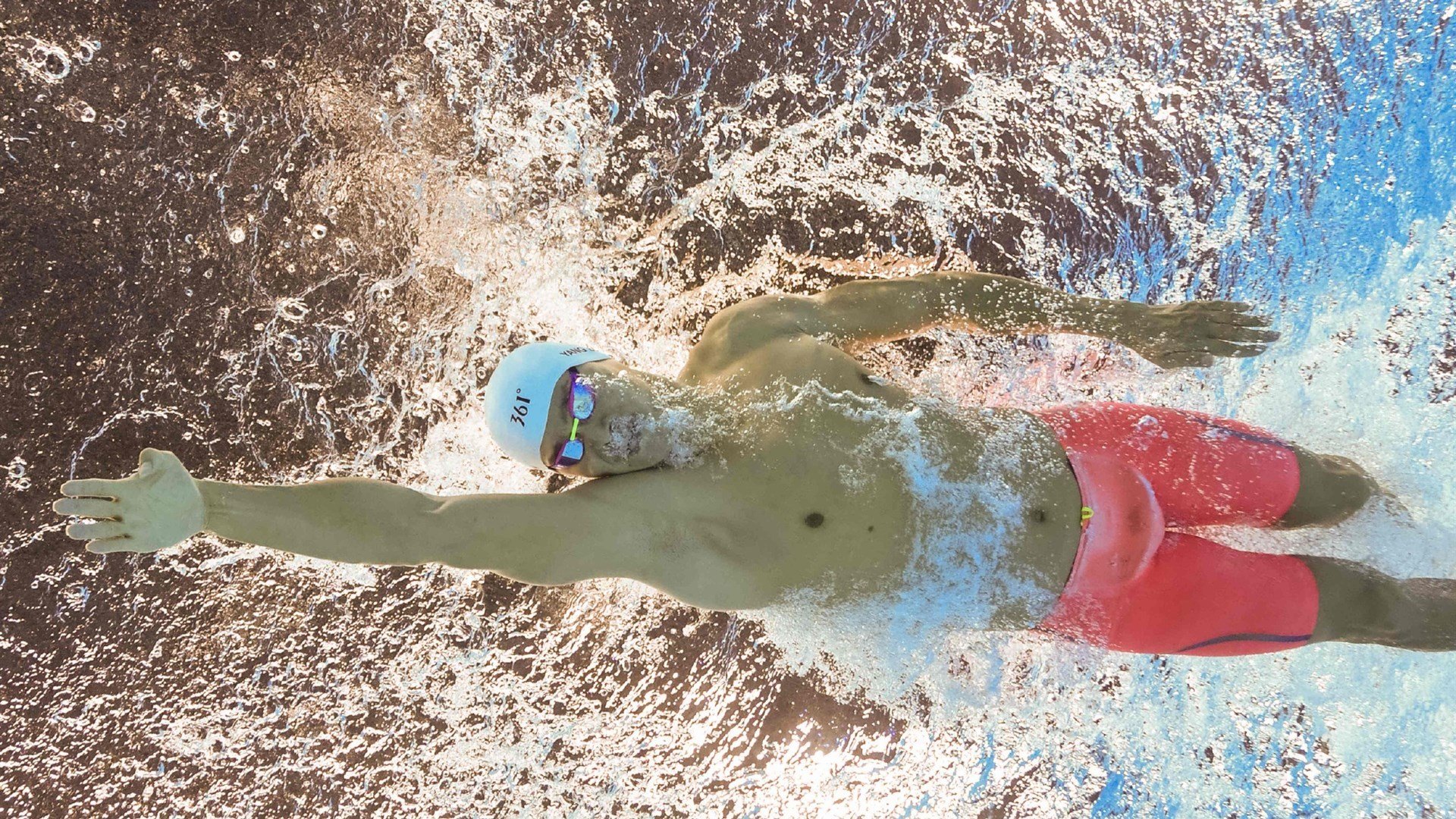 羽坛新章，印尼奇兵破丹麦铁阵，桃田贤斗展绝对统治